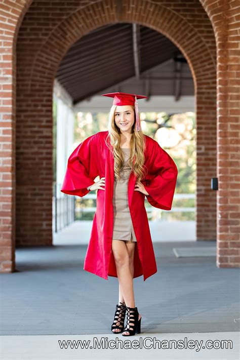 Senior Portrait Photo Picture Idea Girls Graduation Cap And Gown Cap And Gown Pictures