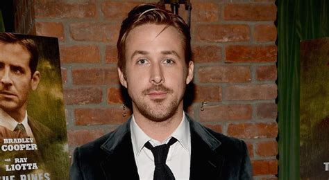 Ryan Gosling Still Dating Eva Mendes Popsugar Celebrity