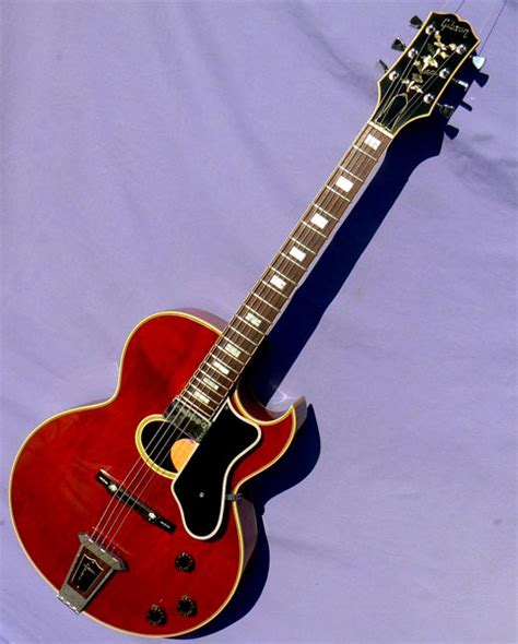 1975 Gibson Howard Roberts Custom
