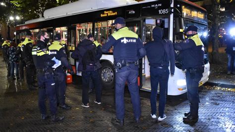 80 Arrestaties Bij Demonstratie Op Het Plein In Den Haag