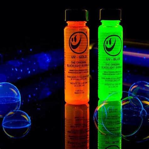 How To Make Glow In The Dark Bubbles Black Light Bubbles Glow In
