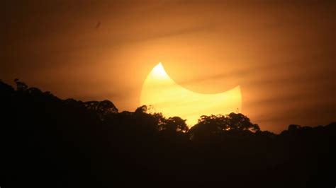 How To Photograph The Partial Solar Eclipse Today Trendradars