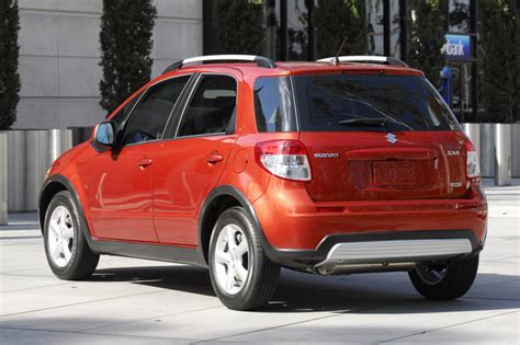 Measured owner satisfaction with 2012 suzuki sx4 performance, styling, comfort, features, and usability after 90 days of ownership. Suzuki SX4 Crossover 2012 Specs Price and defects | know ...