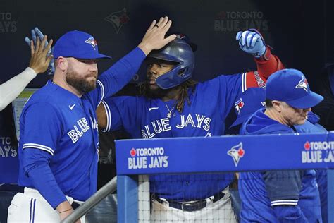 Blue Jays Clinch Playoff Berth With Orioles Loss To Red Sox The