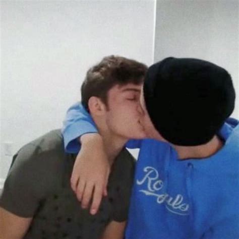 Gay Aesthetic Couple Aesthetic Kissing Couples Cute Gay Couples Hopeless Love Tumblr Gay