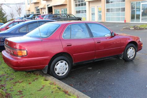 1993 Toyota Camry Automatic 4 Door Red 171000km With Key And