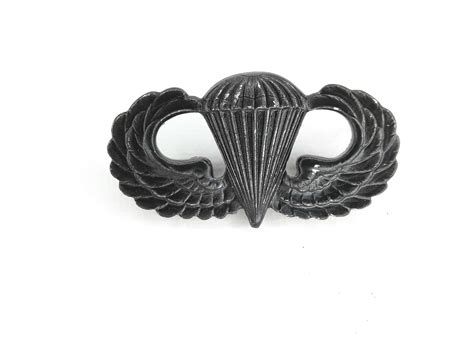 Us Army Subdued Parachute Jump Wings In Us Army Badges