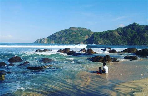 Pantai Wediombo Salah Satu Pantai Terlengkap Dan Indah Di Jogja Info Wisata