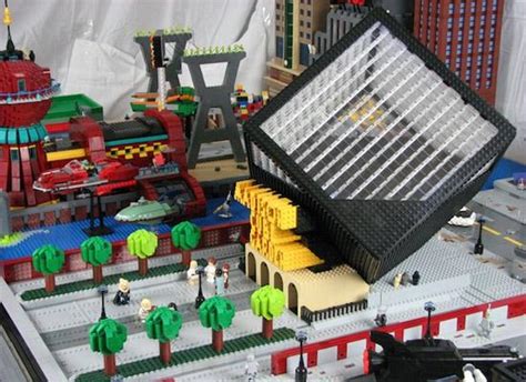 Futuramas New York Lego City A Lego Masterpiece 3 Walyou