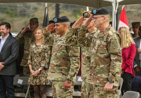 Us Army Central Welcomes New Commander Article The United States Army