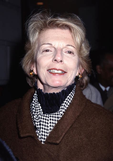 grace mirabella former vogue editor in chief dead at 91