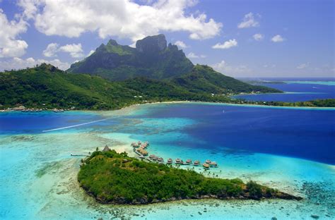 Beautiful Private Island With Backdrop Of Mt Otemanu Tahiti Vacations