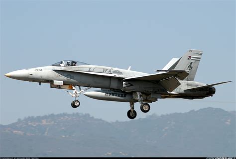 Mcdonnell Douglas Fa 18a Hornet Usa Navy Aviation Photo 0928002