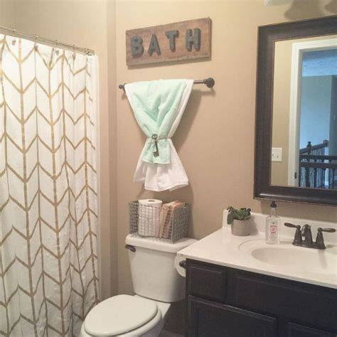 10 Simple Bathroom Decor Ideas With Accent Wall For A Quick Makeover