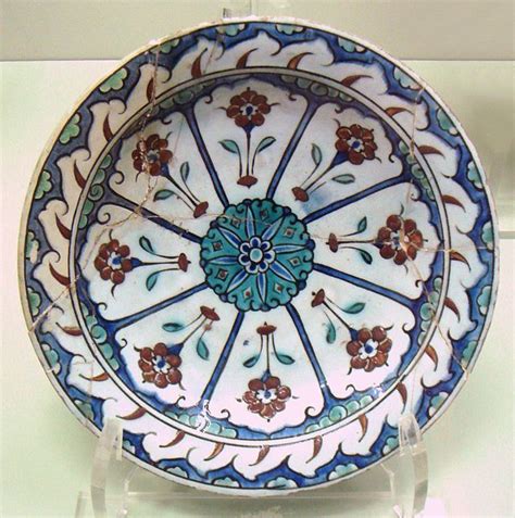 Iznik Polychrome Ware Late Th Early Th Century Turkish Tiles