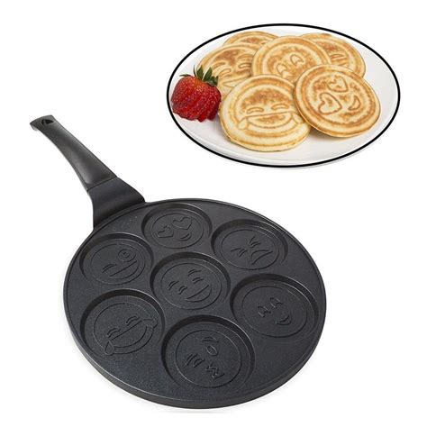 Emoji Pancake Pan Emoji Galore Easy Homemade Pancakes Easy