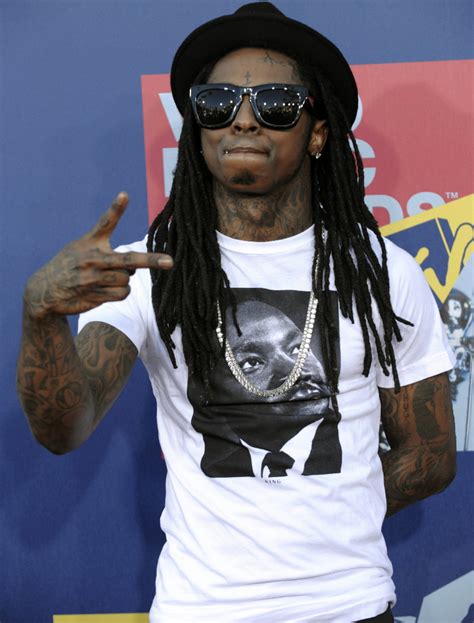 Stay up to date on all the latest news, releases, and tour information on lil wayne and the ymcmb gang. Celebrity Corner: Lil Wayne