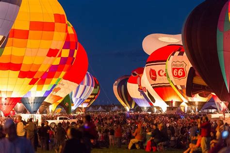 26 Photos From The Albuquerque International Balloon Fiesta Finding