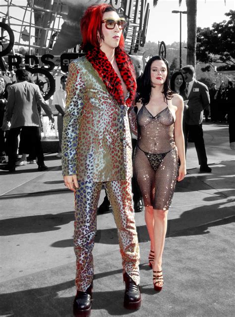 Rose Mcgowan Says Her Vma Dress Was A Silent Protest Rose