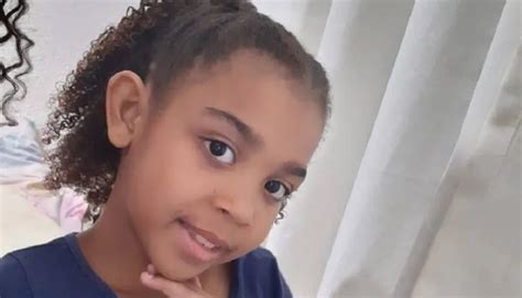 Menina De Dez Anos é Morta Após Ser Baleada Enquanto Brincava No Rio De Janeiro Jovem Pan