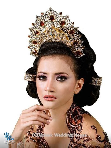 Vintage Tiara Comb Sumatra Indonesia Wedding Headdress Crown Headpiece