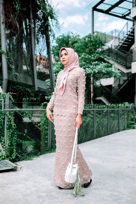 Baju muslim rubiah bulu pesta gamis maxi maxy muslimah dress seragam. Model Gamis Linen Rubiah Bulu Angsa / Jual Kain Rubiah ...