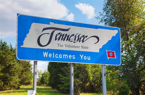Tennessee Welcomes You Sign Stock Photo Download Image Now Istock