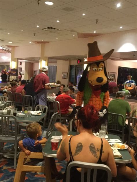 All the guests will score your cooking, so do your best to impress them! Disney's Hollywood Studios: Minnie's Diner- Minnie's ...