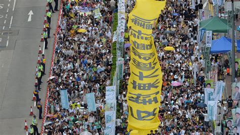 Hong Kong Pro Democracy Rally Displaced By Pro Beijing Event Organizers Say The New York Times