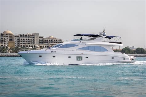 Luxury Motor Yacht Majesty 88 In Dubai — Luxury Yacht Charter