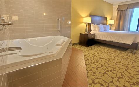 Jacuzzi suite tour, hilton elara grand vacation club/las vegas. Hotels In Atlanta With Balcony And Jacuzzi - Image Balcony ...