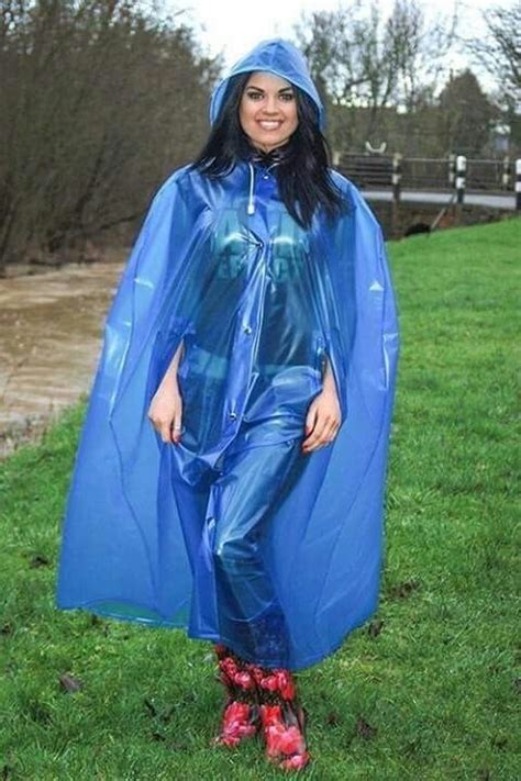 pin von rebecca orlowski auf mes impers regen mode regenmantel regenkleidung