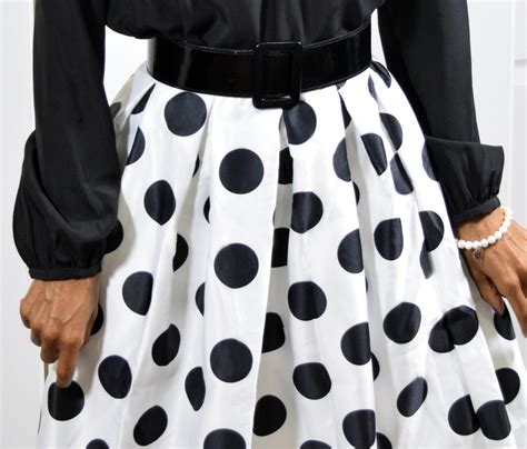 the black and white polka dot skirt avenuesixty