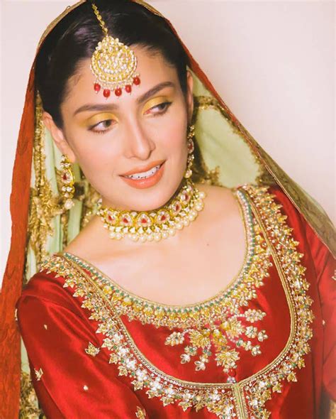 Latest Ayeza Khan Mehndi Nikah And Wedding Photoshoot Daily Infotainment