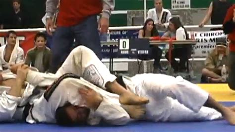 Spectacular Submissions Ryron Gracie In Wgg Youtube