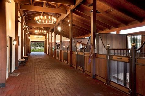 Super Fancy Horse Barn Horse Barns Fancy Horse Barns Beautiful