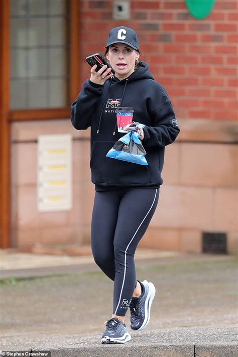 Coleen Rooney Shows Off Toned Figure In Skintight Leggings As She