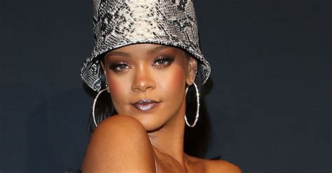 Here Is Your First Look At Rihannas Fenty Clothing Line