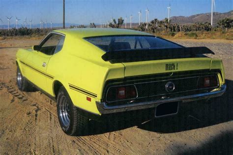 1972 Ford Mustang Mach 1 Fastback Rear 34 112801