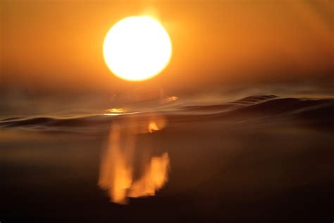 Hintergrundbilder Sonnenlicht Tiefenschärfe Sonnenuntergang Meer