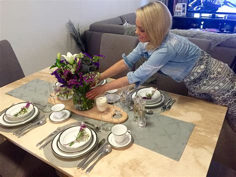 5 Simple Dinner Table Setting Tips Louise Pillidge