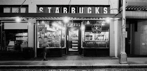 Starbucks Reserve Coffee Takes Center Stage In New York Starbucks
