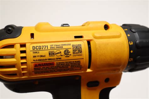 DeWalt DCD771 20-volt 1/2-in Cordless Drill 1500 RPM
