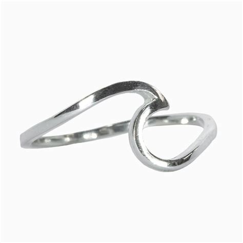 Pura Vida Bracelets Wave Ring