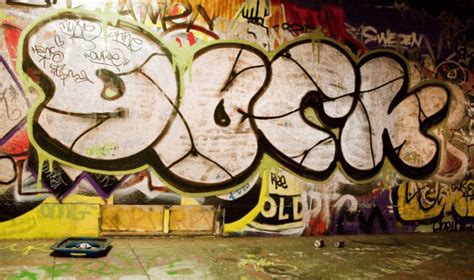 18 gambar grafiti tulisan huruf 3d: Grafiti Huruf Di Tembok - Moa Gambar