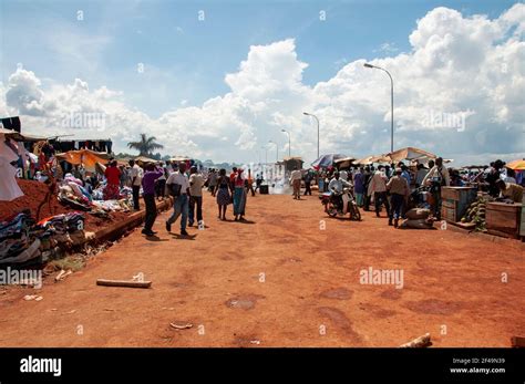 Outdoor Market Scene In Ggaba Beach Uganda Stock Photo Alamy