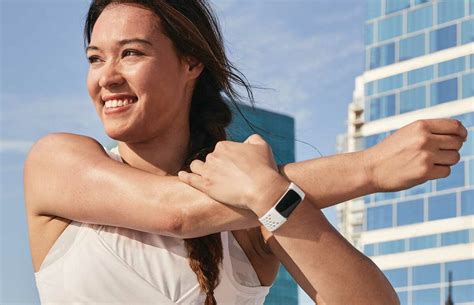 Fitbit Charge 5 The Bracelet That Measures Stress Without Sacrificing