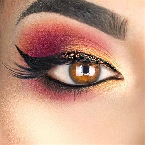 Amber Eyes Definition Personality Traits Makeup Application Tips Maquillaje Perfecto