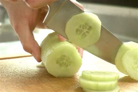 How To Cut A Cucumber — Eatwell101