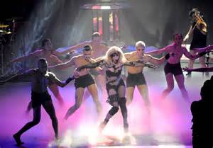 Lady Gaga Performance Pics On American Idol Hq 2010 07 Gotceleb